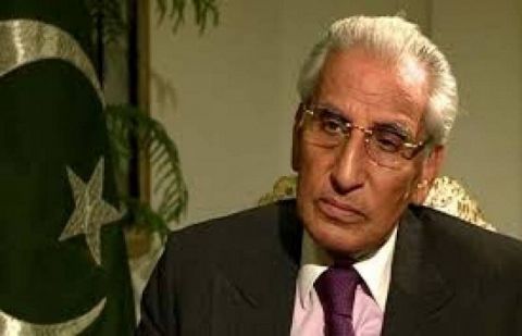 Prime Minister’s Special Assistant on Foreign Affair Tariq Fatemi is expected to be removed from his position