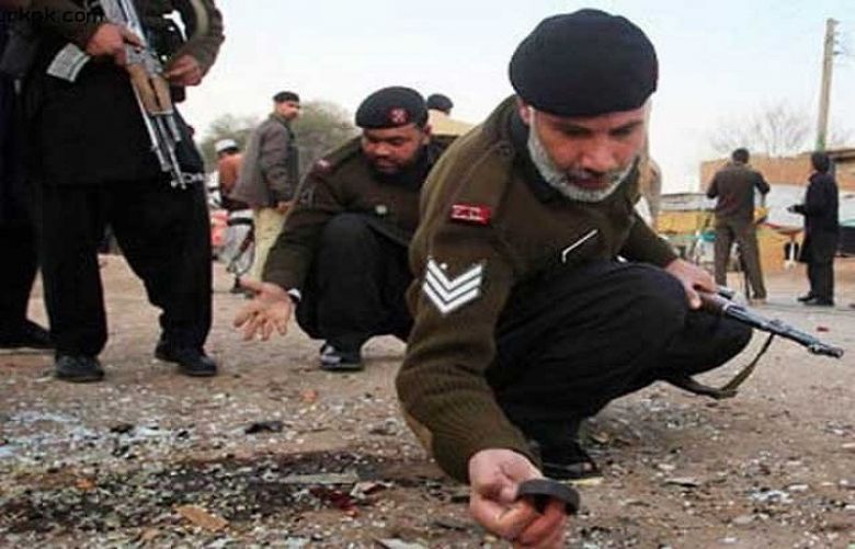 two FC personnel martyred, four terrorists killed