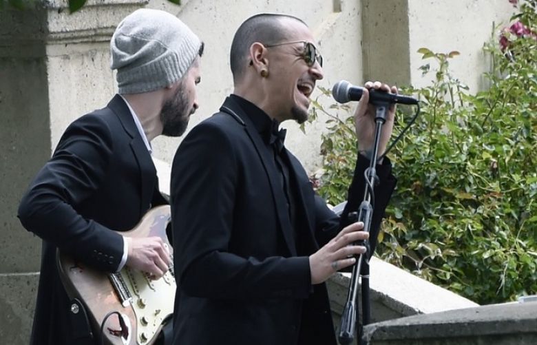 Chester Bennington, of Linkin Park, performs &quot;Hallelujah&quot; at a funeral for Chris Cornell at the Hollywood Forever Cemetery in Los Angeles.