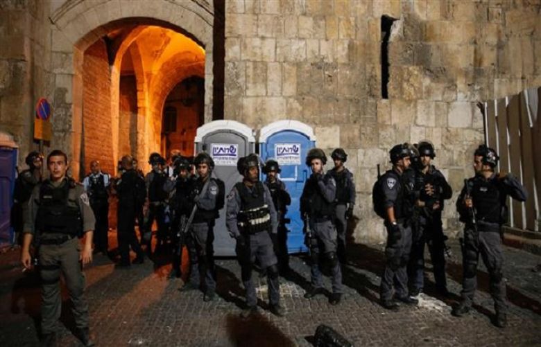 50 injured as Israel cracks down on Palestinian worshippers in al-Quds