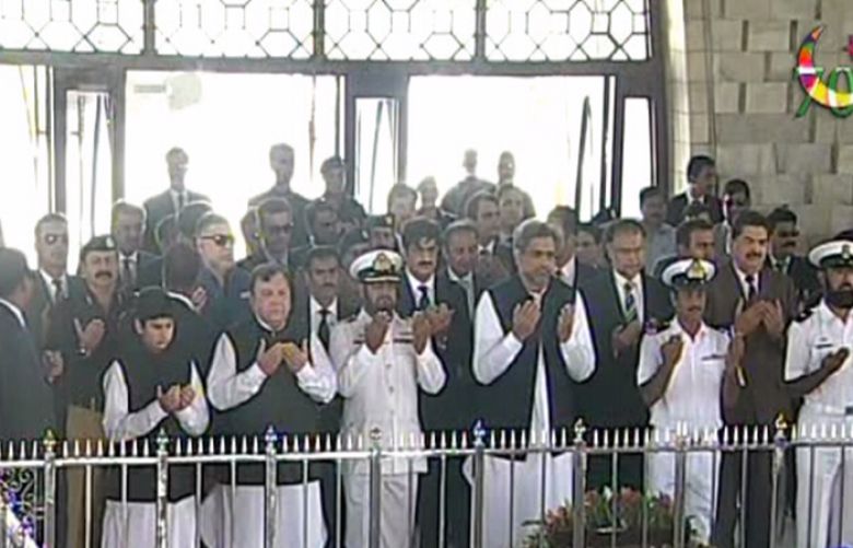 Prime Minister Shahid Khaqan Abbasi visited Quaid-e-Azam Muhammad Ali Jinnah’s mausoleum