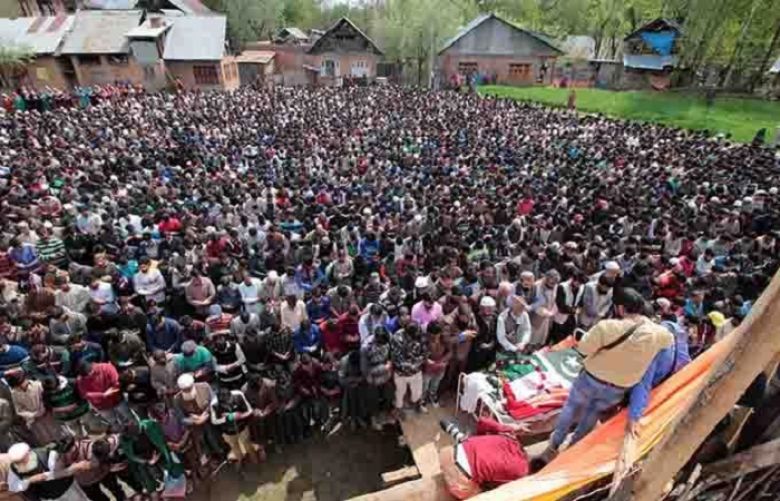 Thousands of people participated in the funeral prayers of a martyred youth, Younus Maqbool Ganai, in Patrigam area of Badgam district in occupied Kashmir, today, amid high-pitched pro-freedom and anti-India slogans.