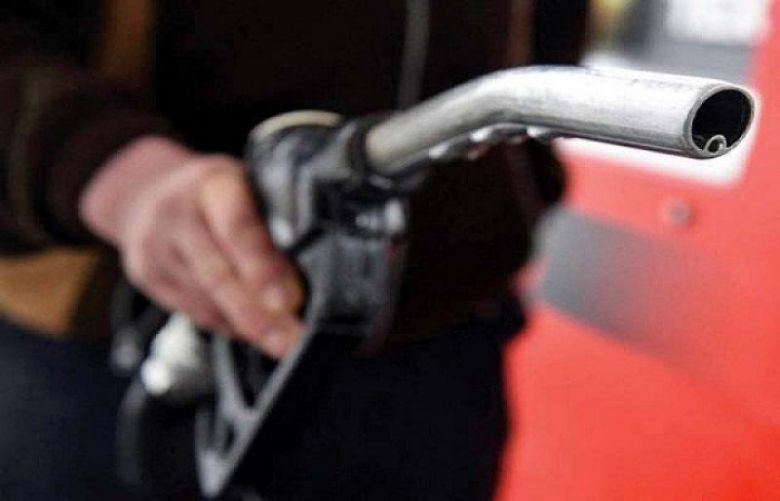 Petrol price cut by Rs1.2 per litre, diesel by Rs1.6