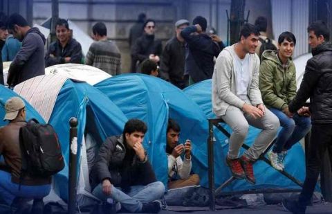 French court to rule on controversial immigration bill