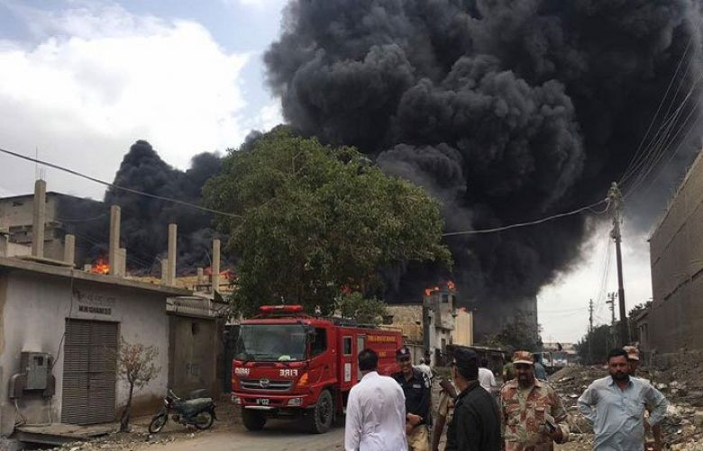 Fire breaks out in Karachi plastic factory