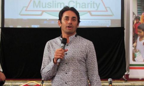 Saeed Ajmal raises £30,000 for Rohingya refugees