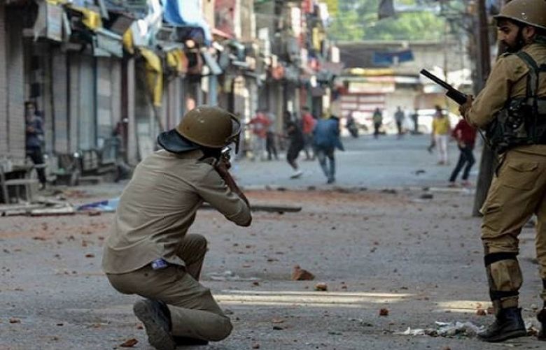 Indian police clash with Kashmiri protesters in Srinagar