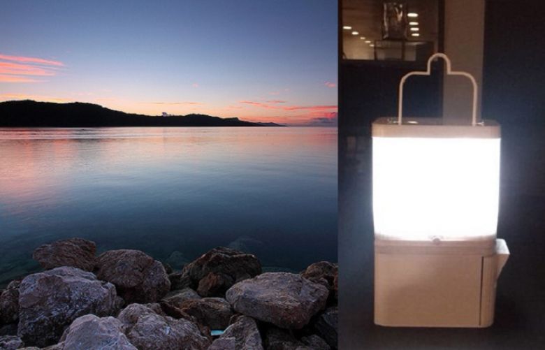 This Lamp Light Burns All Night Powered Only by a Glass of Saltwater