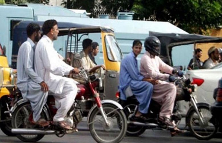 pillion riding in Karachi