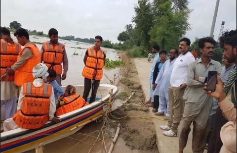 Thousands evacuated as Sutlej witnesses flood situation