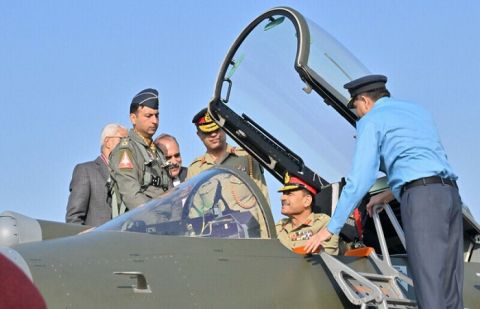 COAS lauds PAF for 'ensuring balance of power in region'