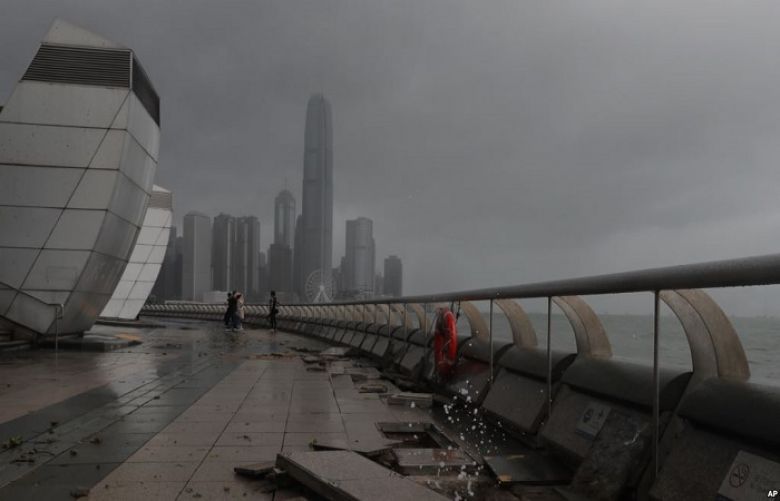 At least 16 dead as Typhoon Hato floods Macau, southern Chin