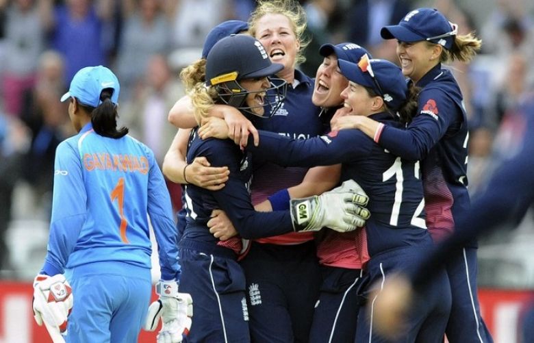 England beat India by 9 runs to win Women&#039;s World Cup