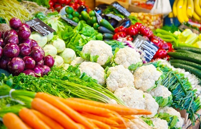 Pakistan begins exporting vegetables to Dubai via sea