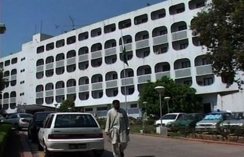 Pakistan lodges protest over detention of two diplomatic officials in Kabul: FO