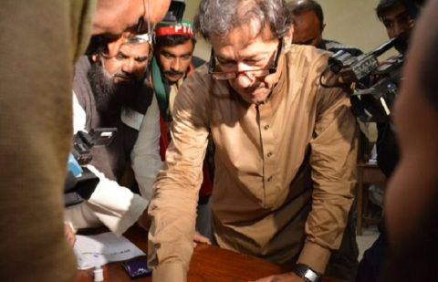 Imran casts his vote in Islamabad LG polls