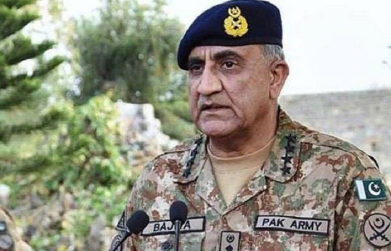 Army Chief Lauds Police Martyrs and Their Brave Families