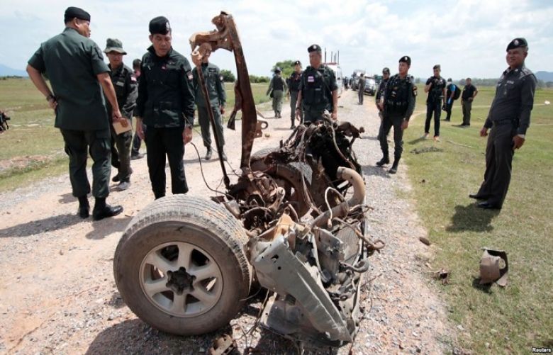 6 killed in southern Thailand bombing