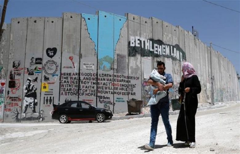 Israel completes new stretch of apartheid wall in WB