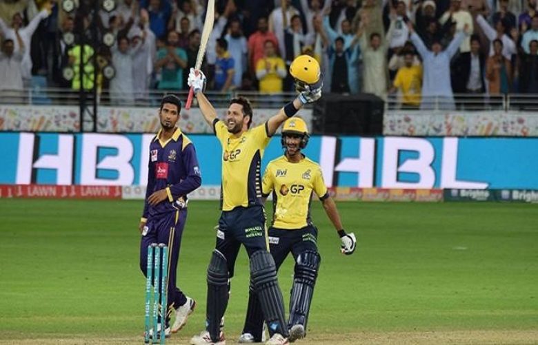 PSL 2017: Peshawar Zalmi beat Quetta Gladiators by two wickets
