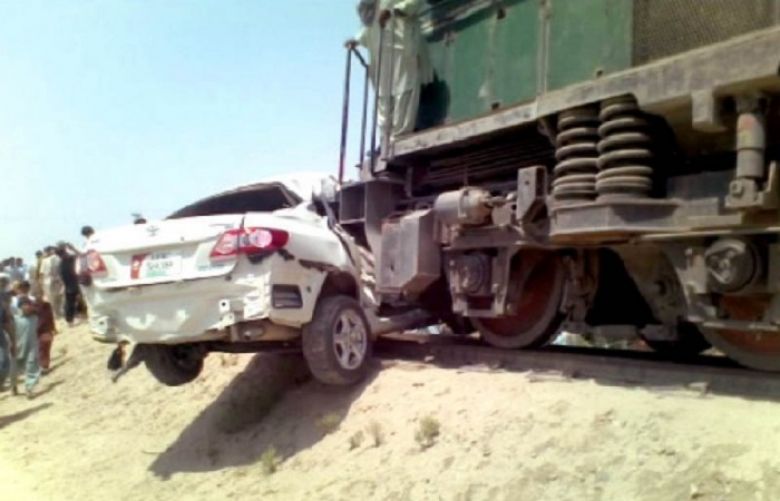 Train crashes into car, killing 3 near Gujranwala