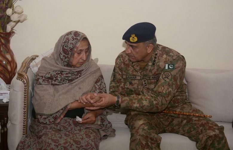 Army Chief in Lahore visits family of Syed Ahmad Mobeen.