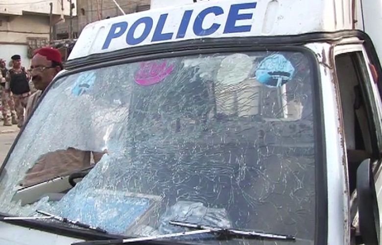 A police mobile came under attack in Karachi&#039;s Korangi area on Friday, July 21