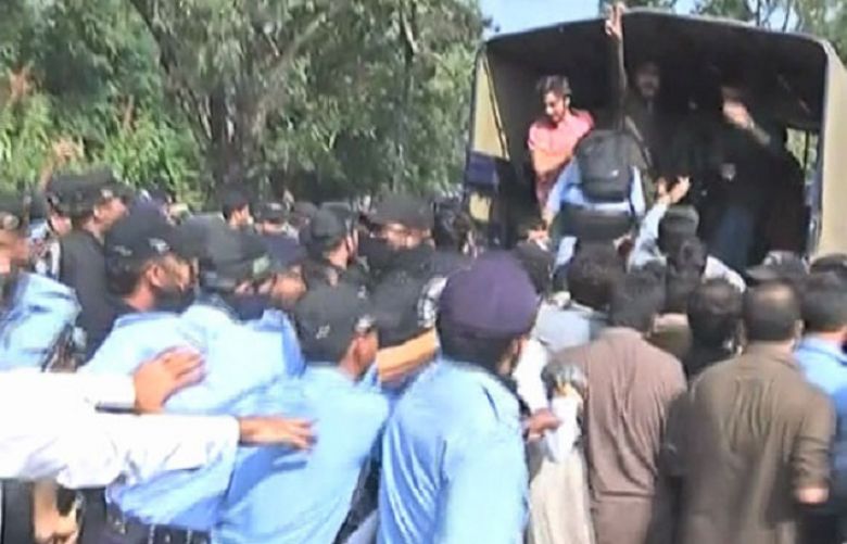 Police detain 41 protesting students in crackdown at QAU