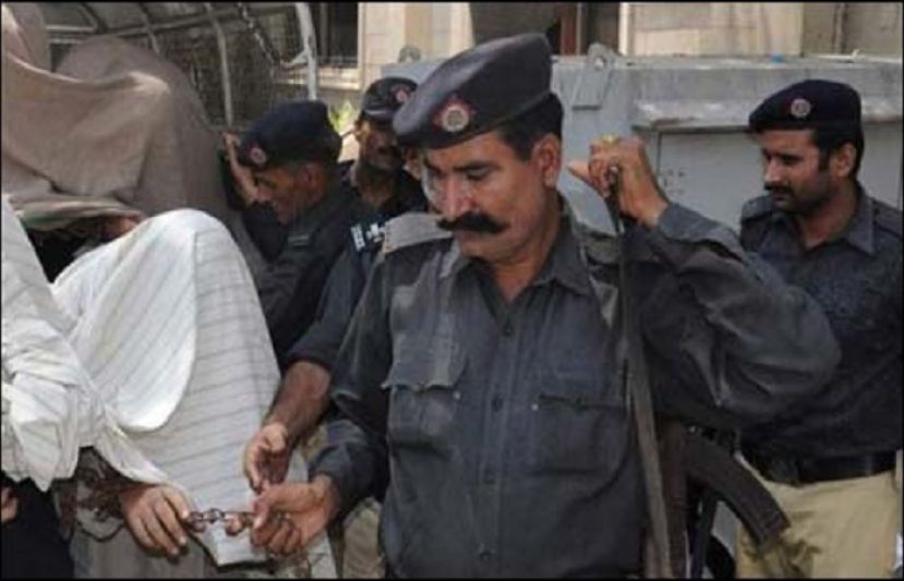 Karachi: Ancholi residents nab three alleged target-killers