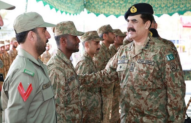 COAS General Raheel Sharif during his visit to Mohmand Agency on Tuesday meeting troops.