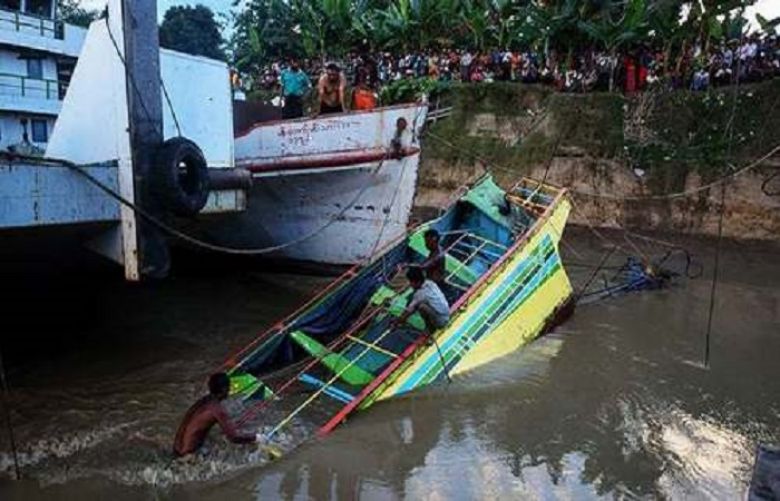 Rohingya boat toll nears 100 as bodies wash ashore