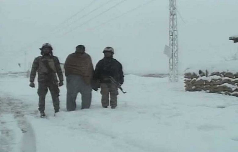 Heavy snowfall continues in parts of Balochistan, emergency declared