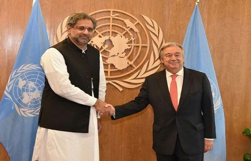 وزیراعظم شاہد خاقان عباسی کی نیویارک میں اقوام متحدہ کے سیکریٹری جنرل انٹونیو گوٹریس سے ملاقات 