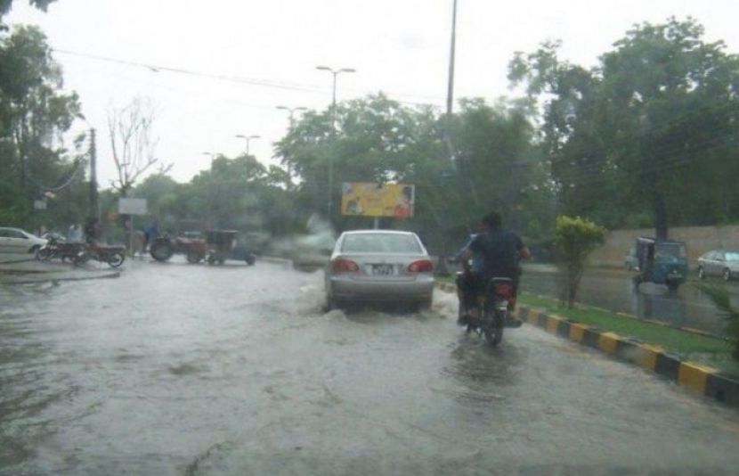 لاہور میں آج شام اور رات کو بارش کا امکان ہے
