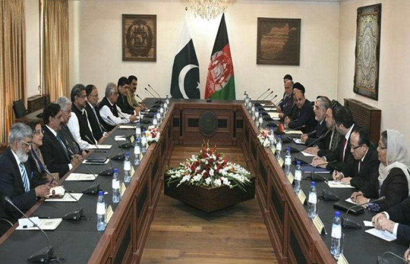 وزیراعظم شاہد خاقان عباسی افغان قیادت سے وفود کی سطح پر ملاقات کر رہے ہیں