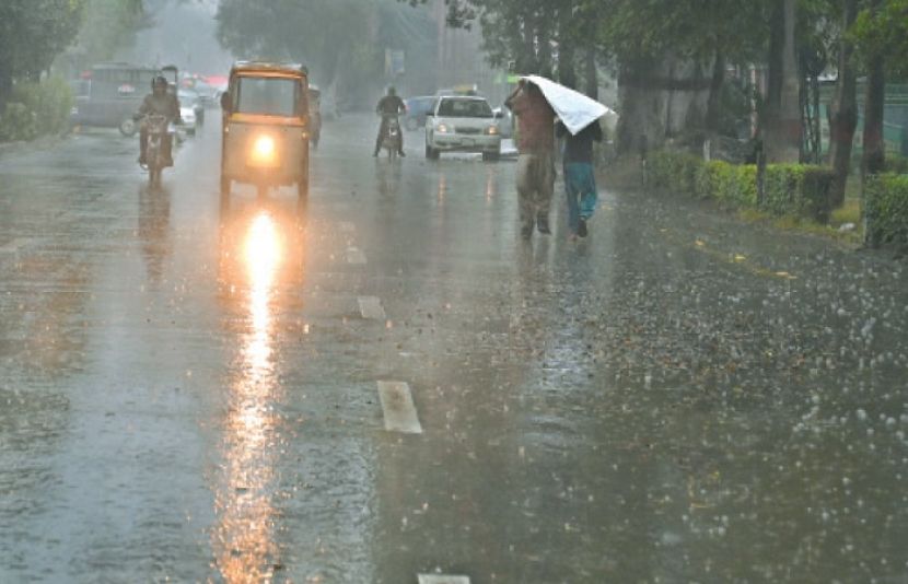 پروونشیل ڈیزاسٹر مینجمنٹ اتھارٹی (پی ڈی ایم اے) پنجاب نے مزید بارشوں کا الرٹ جاری کر دیا۔