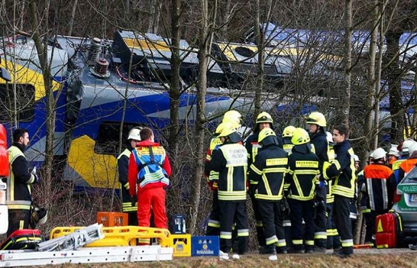 جرمنی میں 2 ٹرینوں میں تصادم