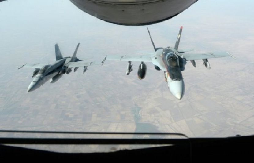 مغربی موصل میں 10 امریکی لڑاکا طیاروں کی لینڈگ