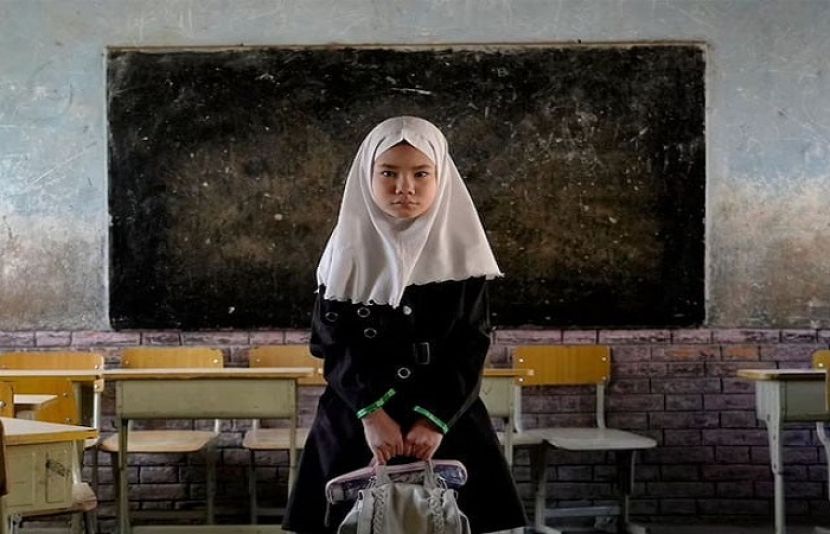 طالبان حکومت نے لڑکیوں کو 10 سال سے زیادہ عمر کی لڑکیوں کو پڑھنے پر پابندی لگا دی