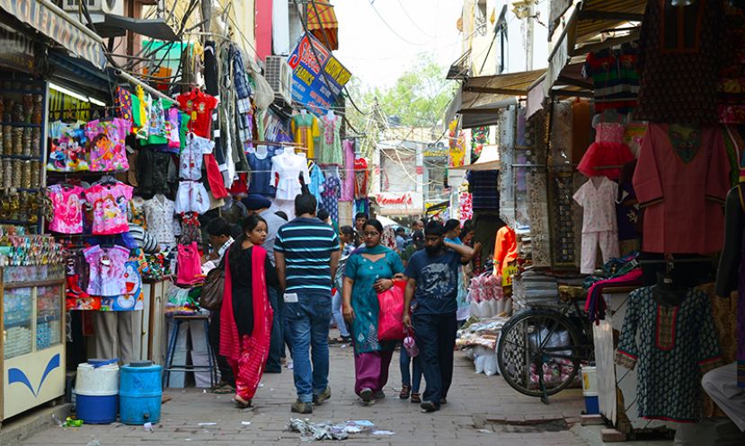 انڈیا: دیوالی پر آن لائن خریداری کا رجحان، اسٹورز ویران