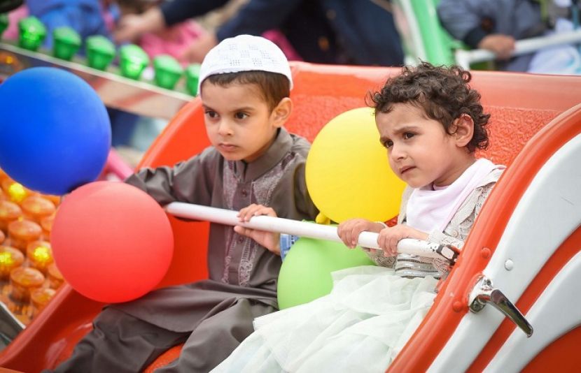 عید کا تیسرا دن ، بچے تفریحی مقامات کا رخ کرنے کو تیار