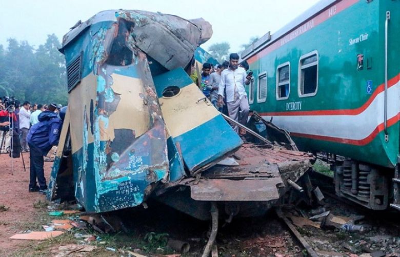 15 dead as trains collide in Bangladesh