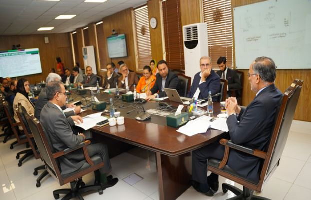 Ahsan Calls on Provinces to Prepare Comprehensive Development Plans