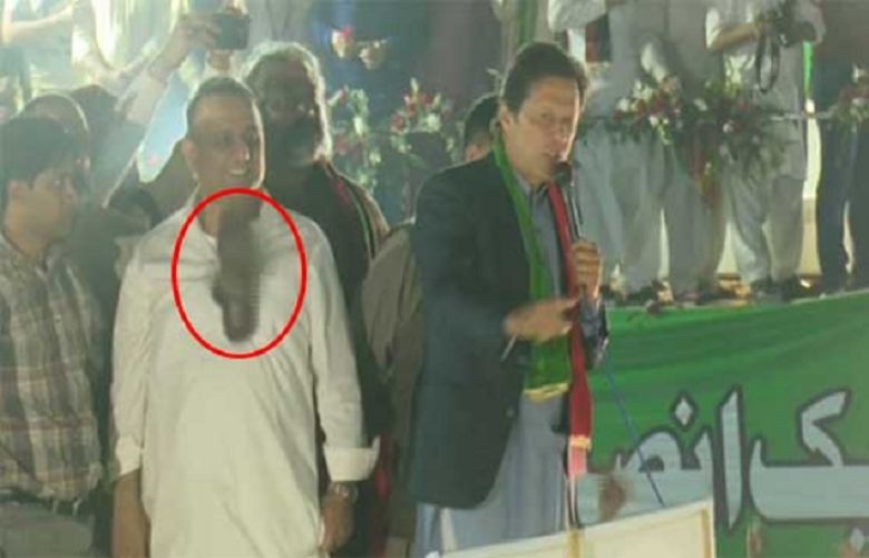 Imran Khan again escapes shoe attack