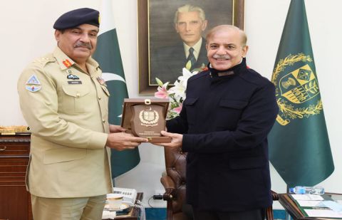 President, PM laud services of CJCSC General Nadeem Raza for country&#039;s defence