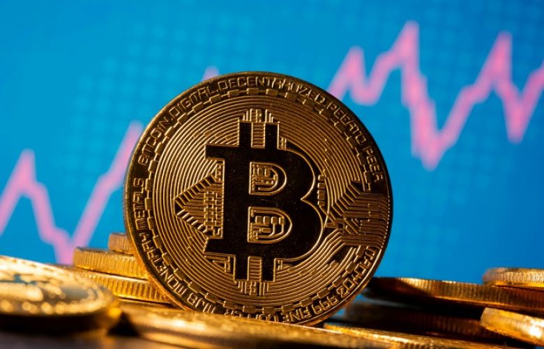 Touching $34,000: Bitcoin trades near all-time high