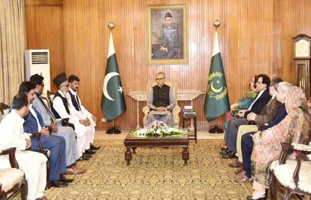 All possible facilities being provided to visually impaired people: President Alvi