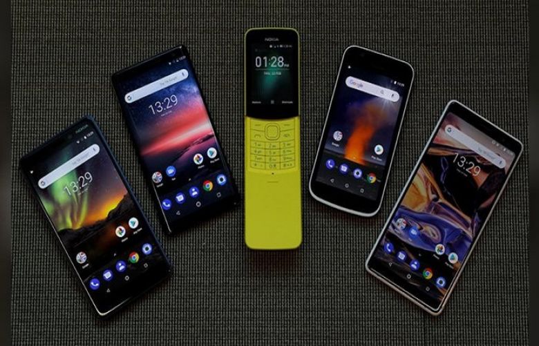 Nokia phones look to the future, and to the past