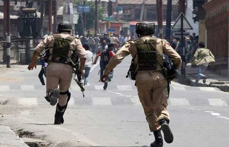 Indian troops martyr one Kashmiri youth in Hajin