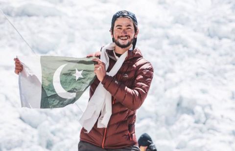 19-YEAR-OLD PAKISTANI MAKES WORLD RECORD BY SCALING K2